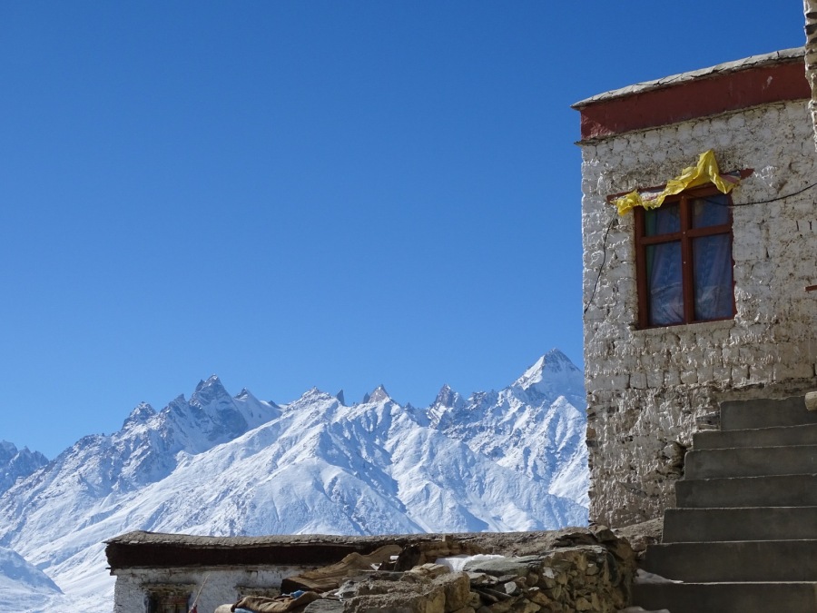  India - Discovering Zanskar on ski touring - from DELHI to LEH ...