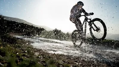 E-Bike - Serre Chevalier Valley - Discover the best trails and learn to pilot your bike - Azimut Ski Bike Mountain - www.azimut.ski