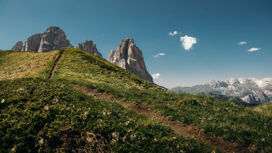 E-Biking Enduro trip on the Dolomites mythical singles