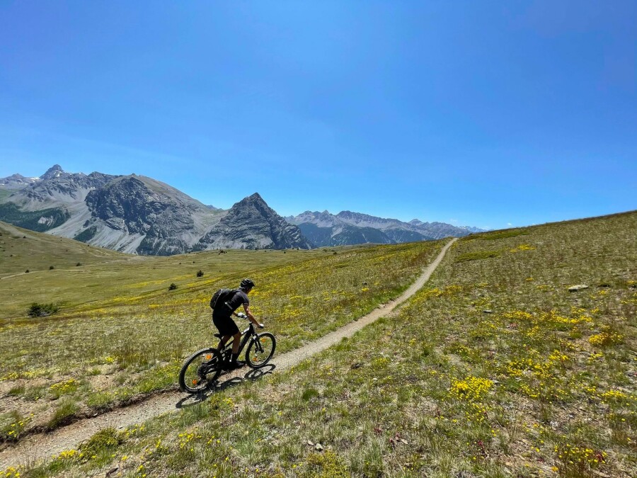  E-Bike - 6 days ride in the Briançon area 