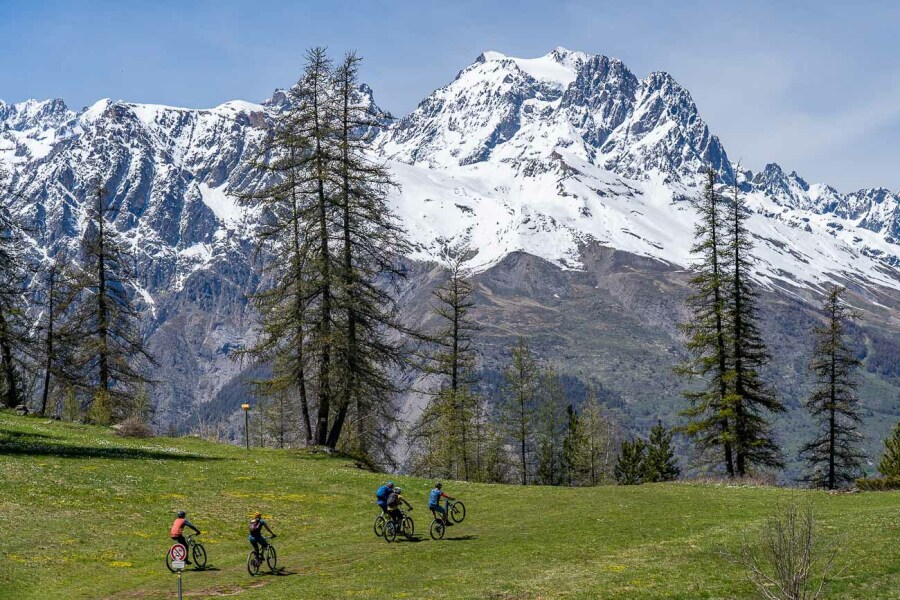  E-Bike - 6 days ride in the Briançon area 