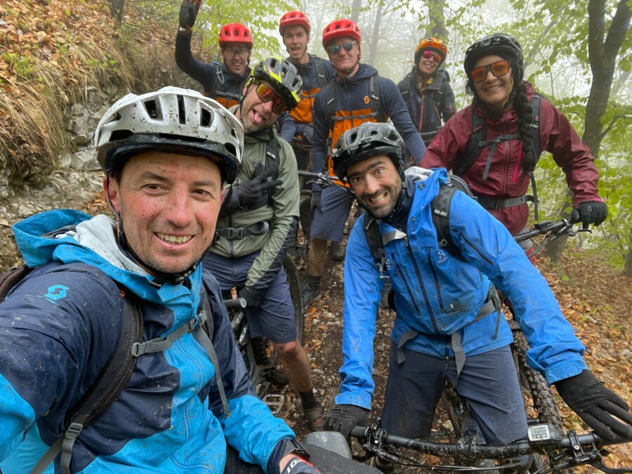 VTT Enduro - Week-end Travaille ta technique dans les Ecrins et le Queyras - Shuttle