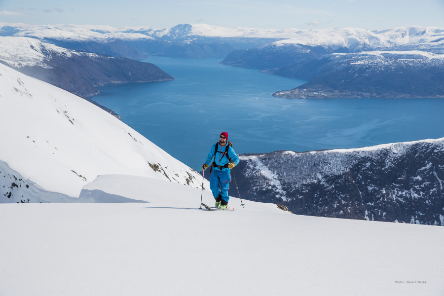 Ski touring in the heart of the Sognefjord - Western Norway