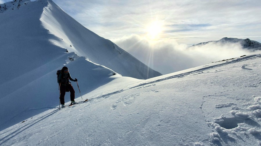 Discover ski touring in the French Alps