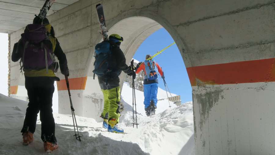 ski touring trip Chamonix Zermatt